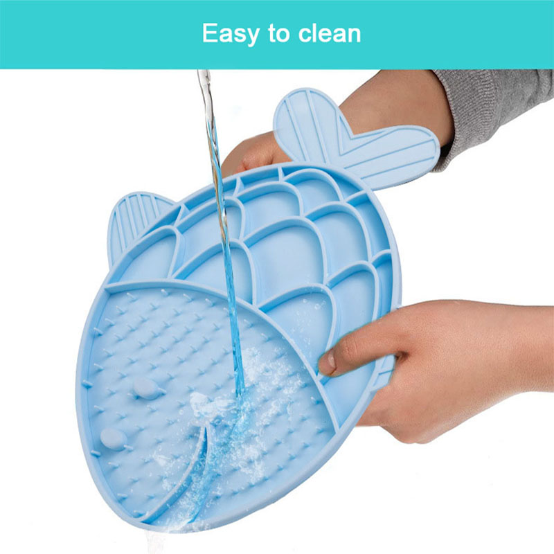 Syah Life Cat Slow Feeder Silicone Bowl - Fish-Shaped Pet Food Mat for Dry & Wet Food (Pink & Blue)