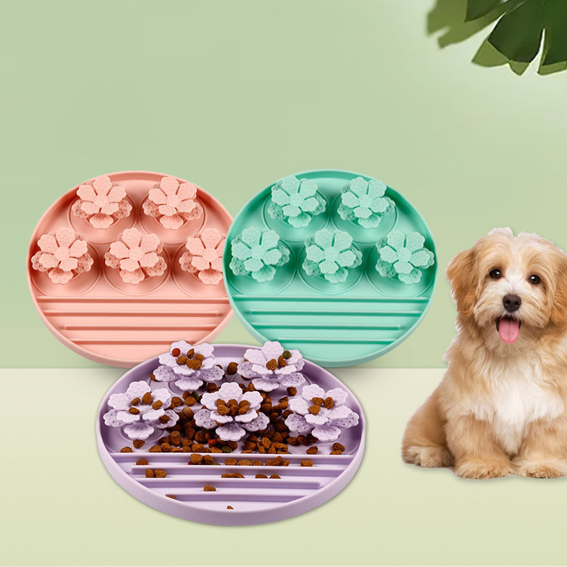 Silicone Dog Lick Mat Slow Feeder Pad | Non-Slip Pet Feeding Mat with Suction Cups | BPA-Free