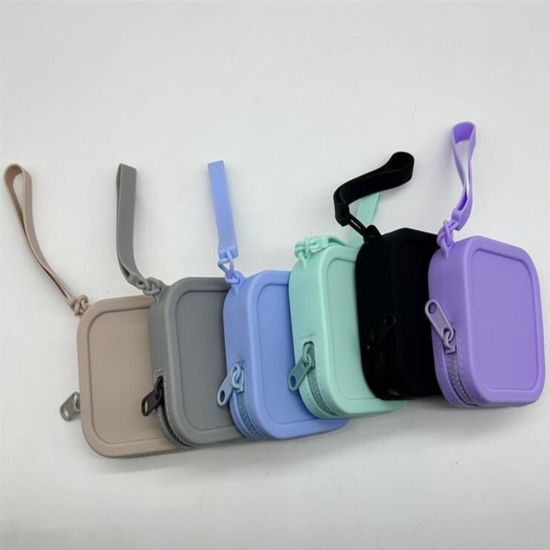Portable Silicone Cosmetic Storage Bag | Square Coin Purse for Travel Makeup and Accessories